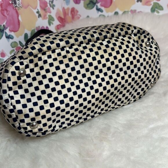 💯Authentic Prada Nylon Tote Handbag🍀 - Picture 9 of 15